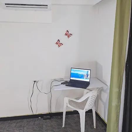 Acuavista Hostal *