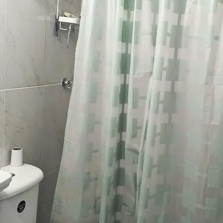 Acuavista Hostel *